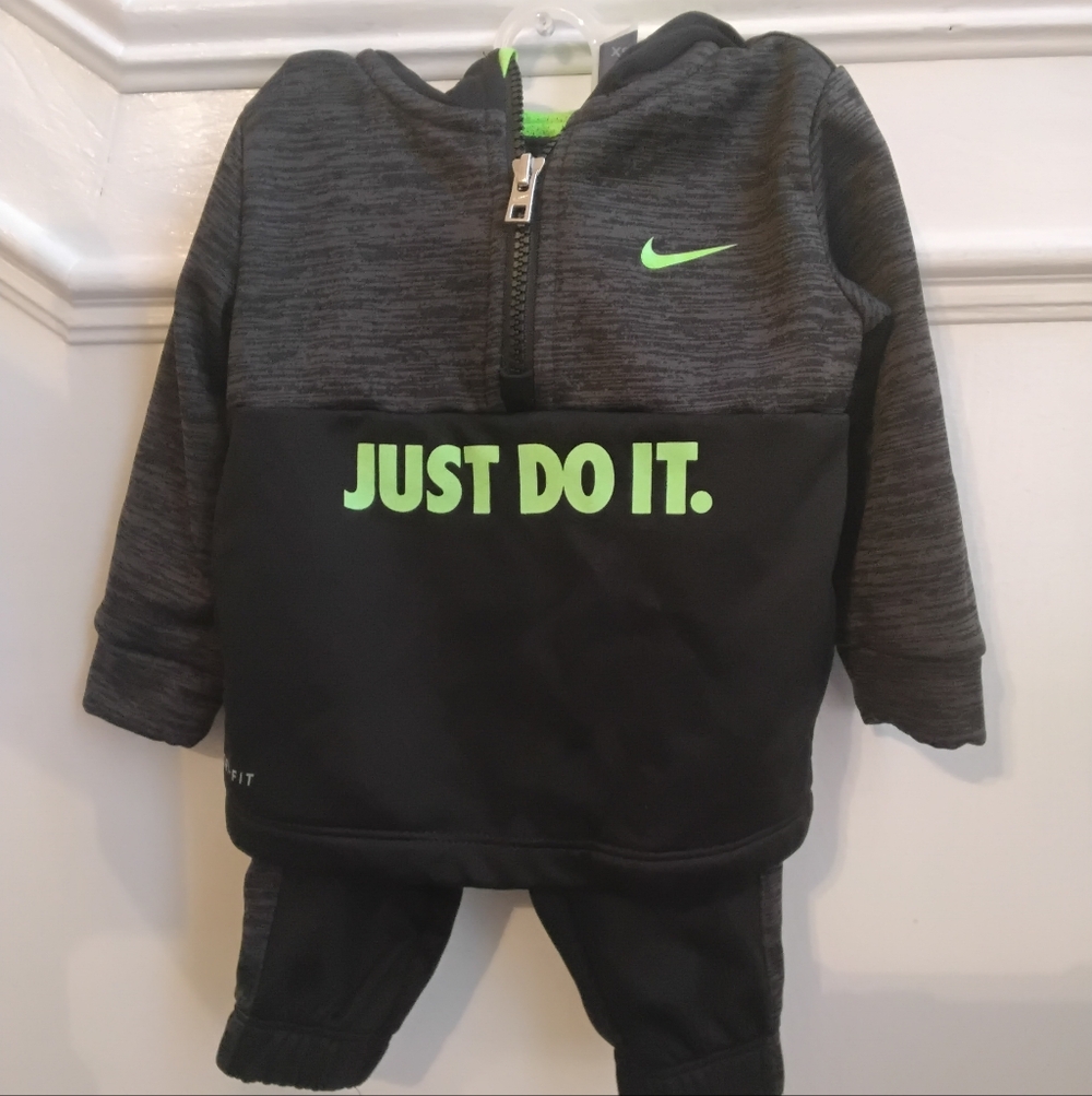 Nike Dri-Fit “Just Do It.” Hoodie & Jogger Set – 12M